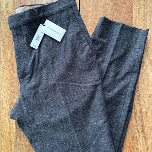 BANANA REPUBLIC SLIM DRESS PANT - TEXTURED- WRINKLE-RESISTANT - Picture 4 of 7